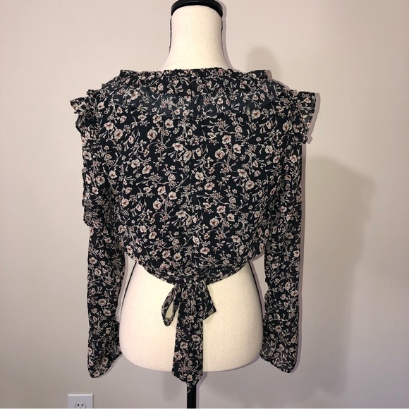 Pookie & Sebastian Black Floral Cropped Top Long Sleeve Zip Back Size Small - Picture 4 of 10